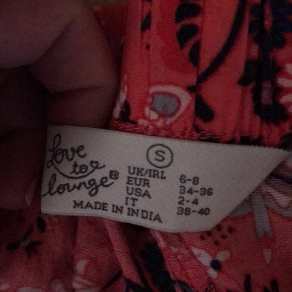 Patterned Shorts - Picture 2 of 2